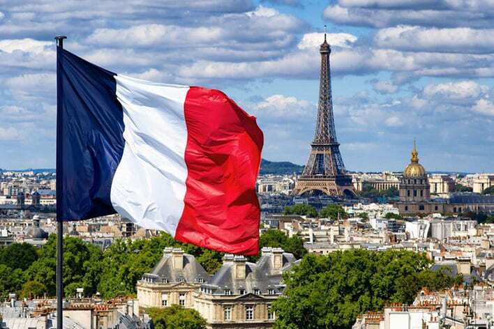 فرنسا حريصة على لبنان وستُدرك أنّ الحل لا يمر بتسليم قرار البلد لحزب الله