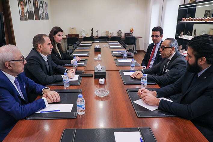 لقاء مع السفير المصري وتأكيد على ضرورة انتخاب رئيس للجمهورية لا يخضع لبنان لمحور الممانعة